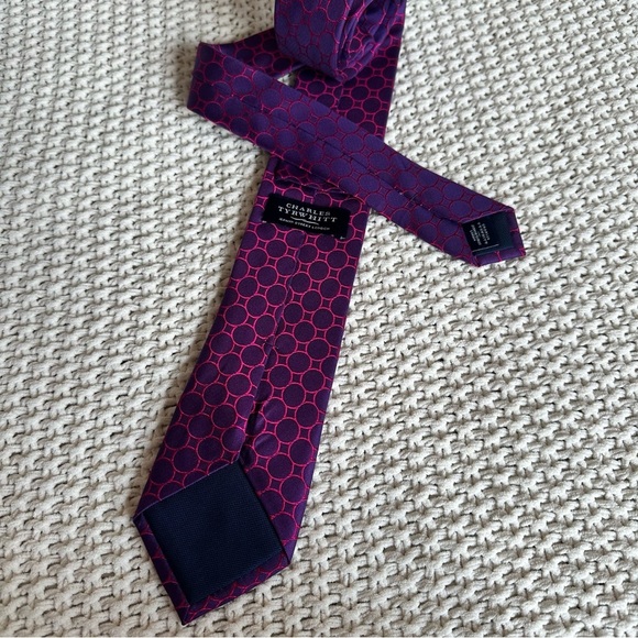 CHARLES TYRWHITT Circle Spot Purple & Hot Pink Woven 100% Silk Tie Men’s London - Picture 4 of 7